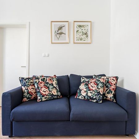 Bpr Blooming Design Home With A/C Будапеща Екстериор снимка